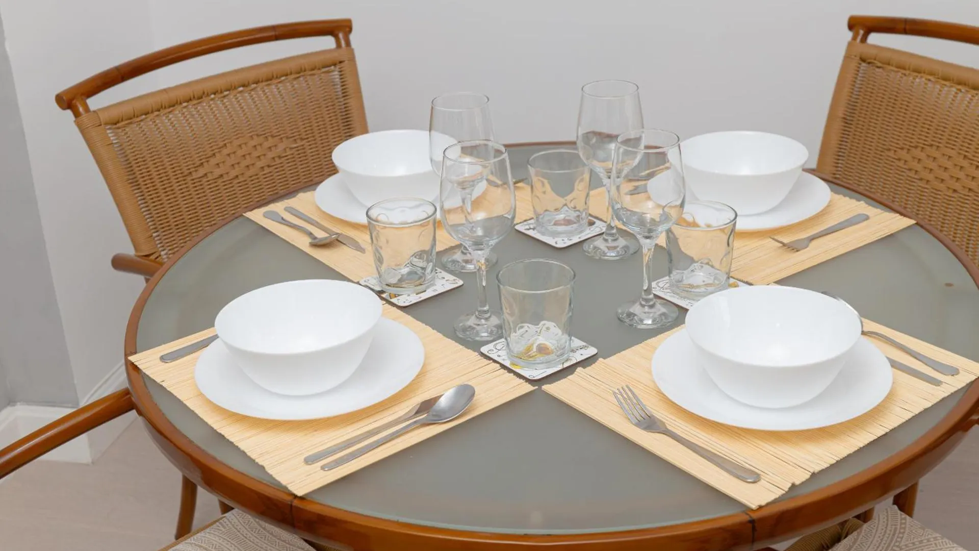 Apartment C34 Cosy 4 Bdr Apt Close To Maria Zambrano Malaga Spain